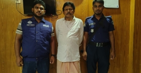 ককটেলসহ শ্বশুর বাড়ি থেকে সন্দ্বীপ উপজেলা আওয়ামী লীগ সভাপতি গ্রেপ্তার