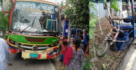মতলবে জৈনপুর এক্সপ্রেস-অটোবাইক সংঘর্ষ